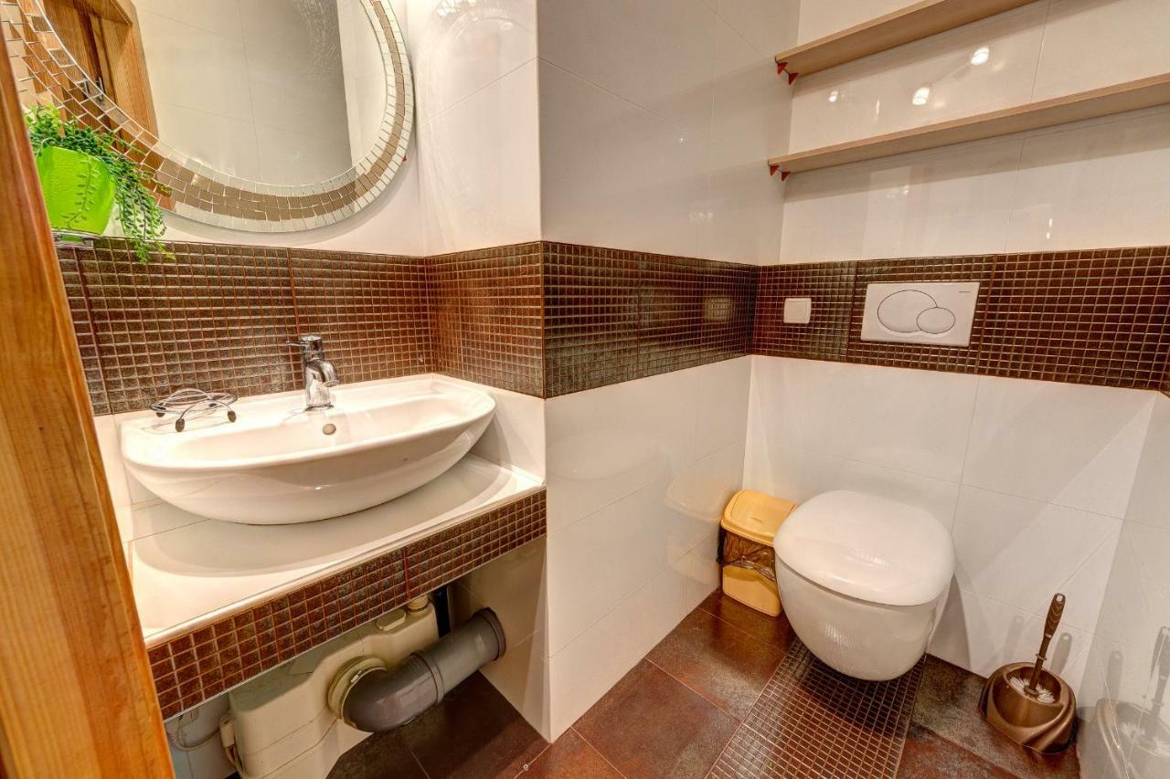 Apartments Near The Shopping Center Gulliver Kiev Bagian luar foto